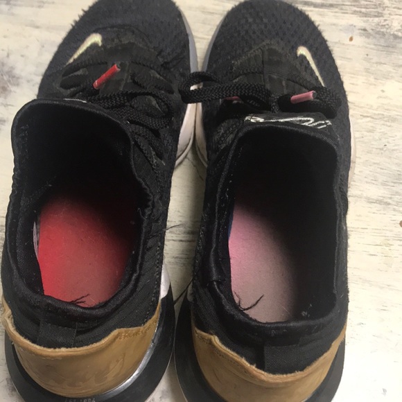 Lebron 16 For Sale - Picture 3 of 3